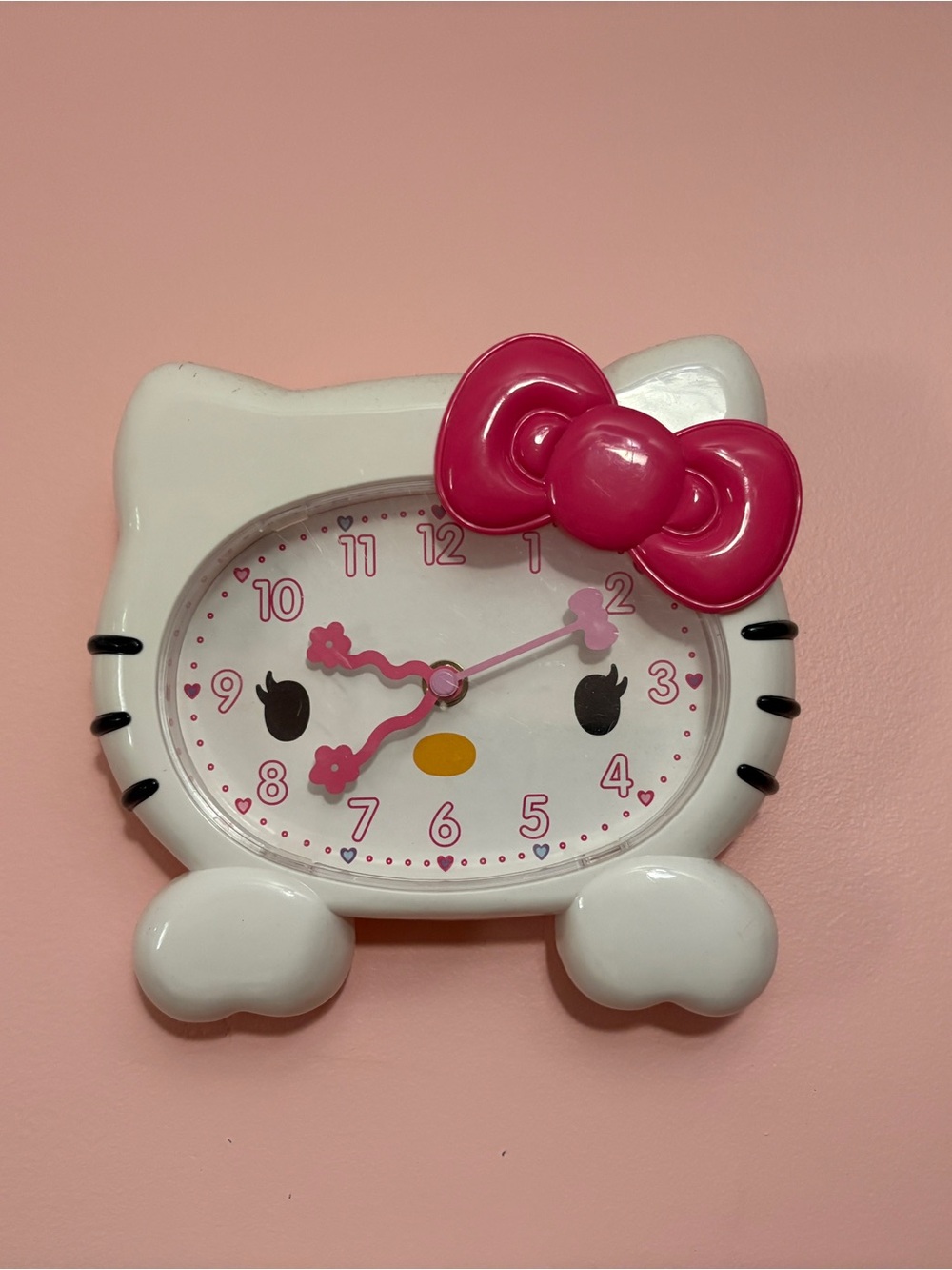 Sanrio Hello Kitty analog wall clock
